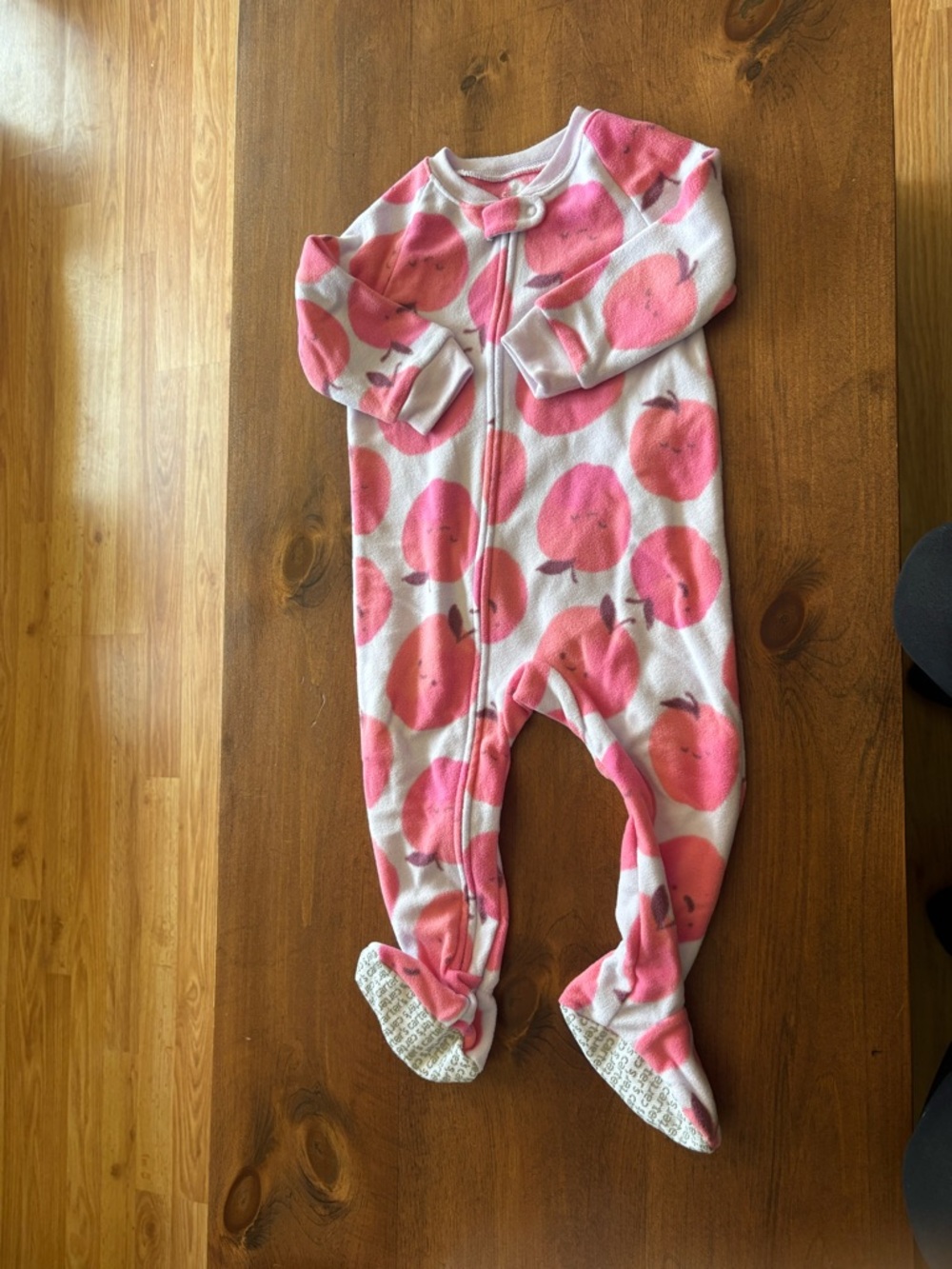 🩷 6 for $20 🩷 Apple Print Footed One-Piece for Kids